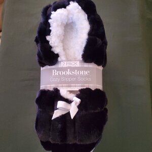 Brookstone Cozy Slippers / Socks Holiday Slippers New